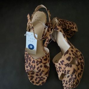 New Day Women’s Animal Print Platform Heels Size 9 New with Box